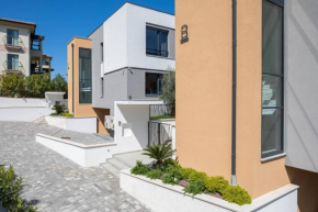 HADRIE VILLA B